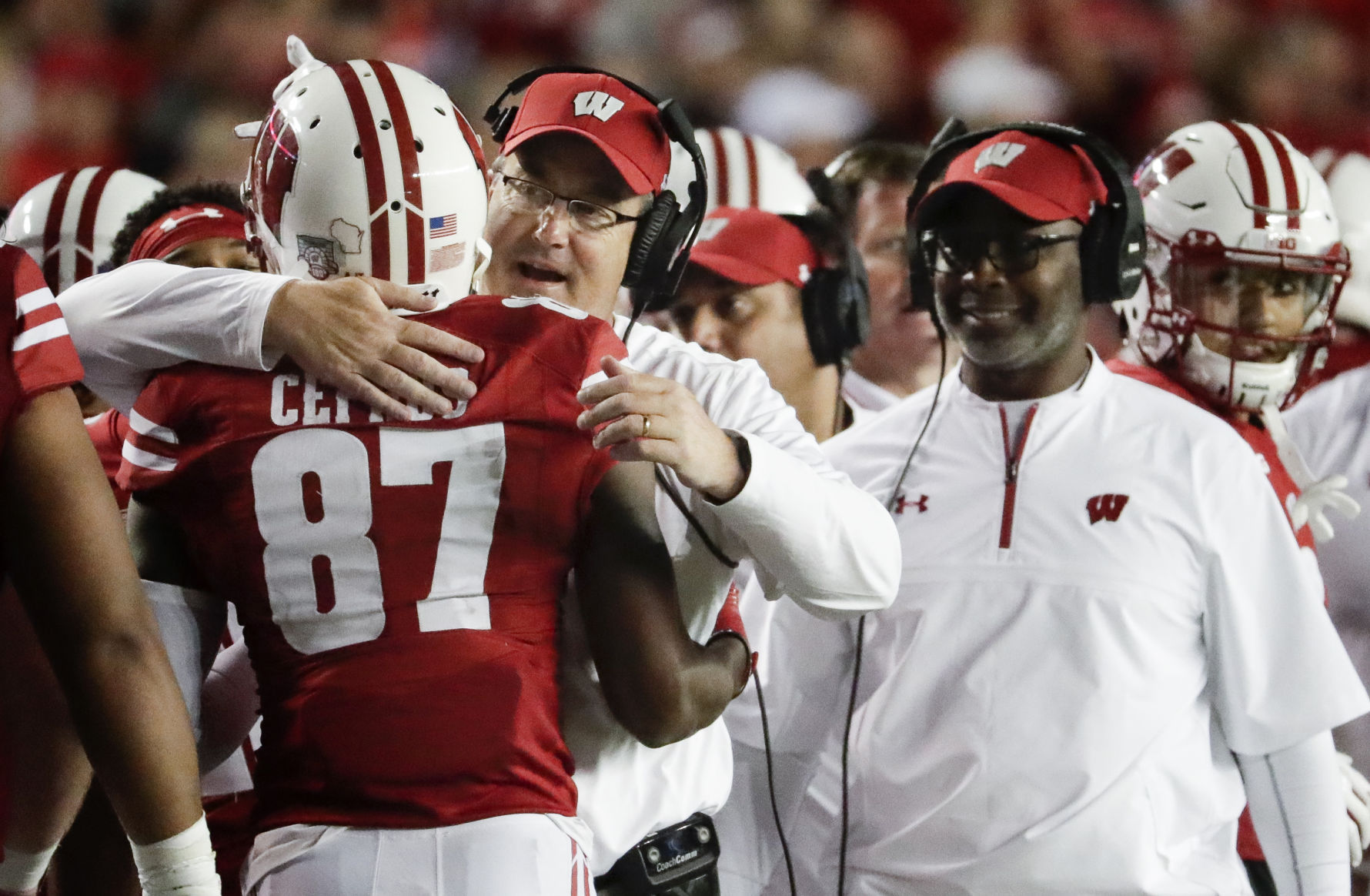 Paul Chryst embraces Quintez Cephus